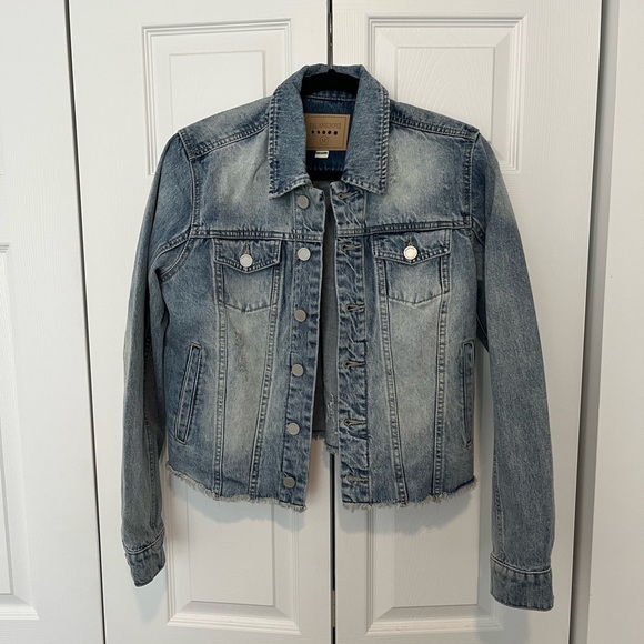 Blank NYC Raw Hem Distressed Denim Jacket - Picture 1 of 4
